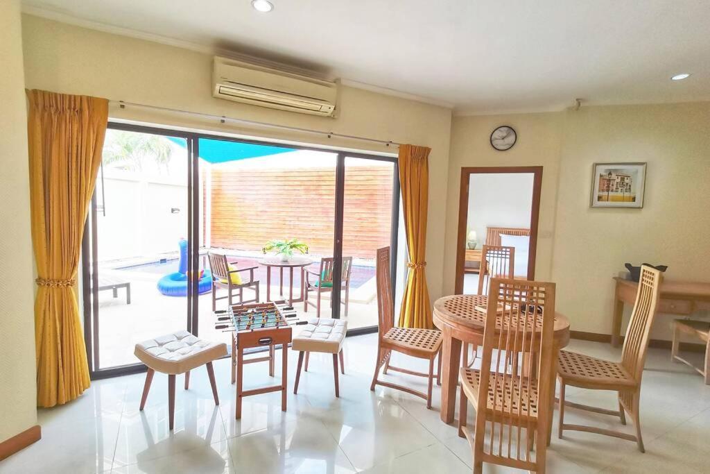 Anb Poolvilla 3Br Walk Private Beach In Pratamnak Pattaya Buitenkant foto