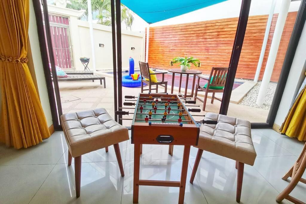 Anb Poolvilla 3Br Walk Private Beach In Pratamnak Pattaya Buitenkant foto