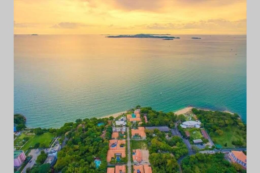 Anb Poolvilla 3Br Walk Private Beach In Pratamnak Pattaya Buitenkant foto