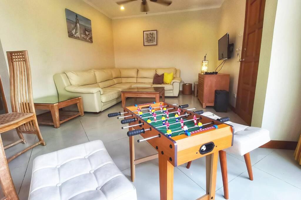 Anb Poolvilla 3Br Walk Private Beach In Pratamnak Pattaya Buitenkant foto